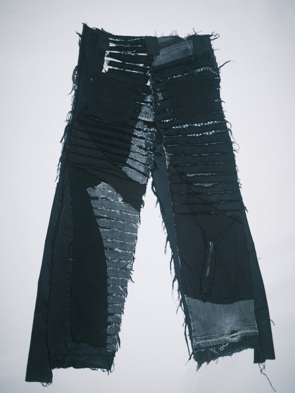 Desert black denim pants